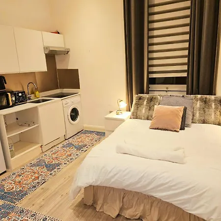 Central London Studio For Three Экстерьер фото