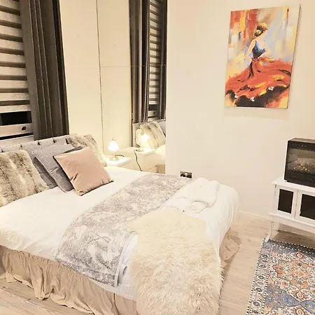 Central London Studio For Three Экстерьер фото
